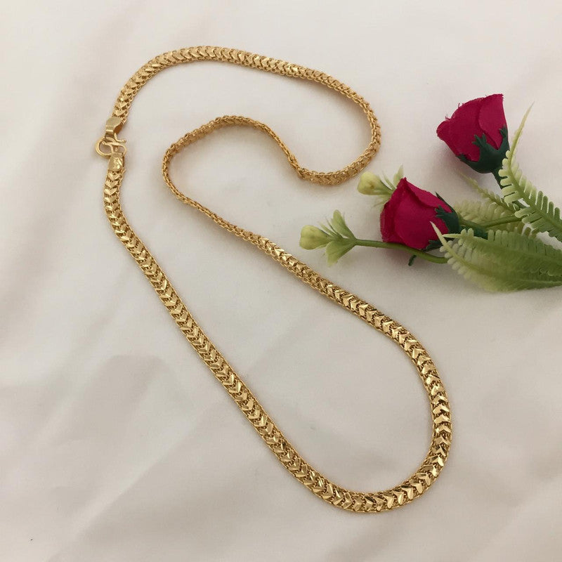 Gold chain necklace with a herringbone pattern.