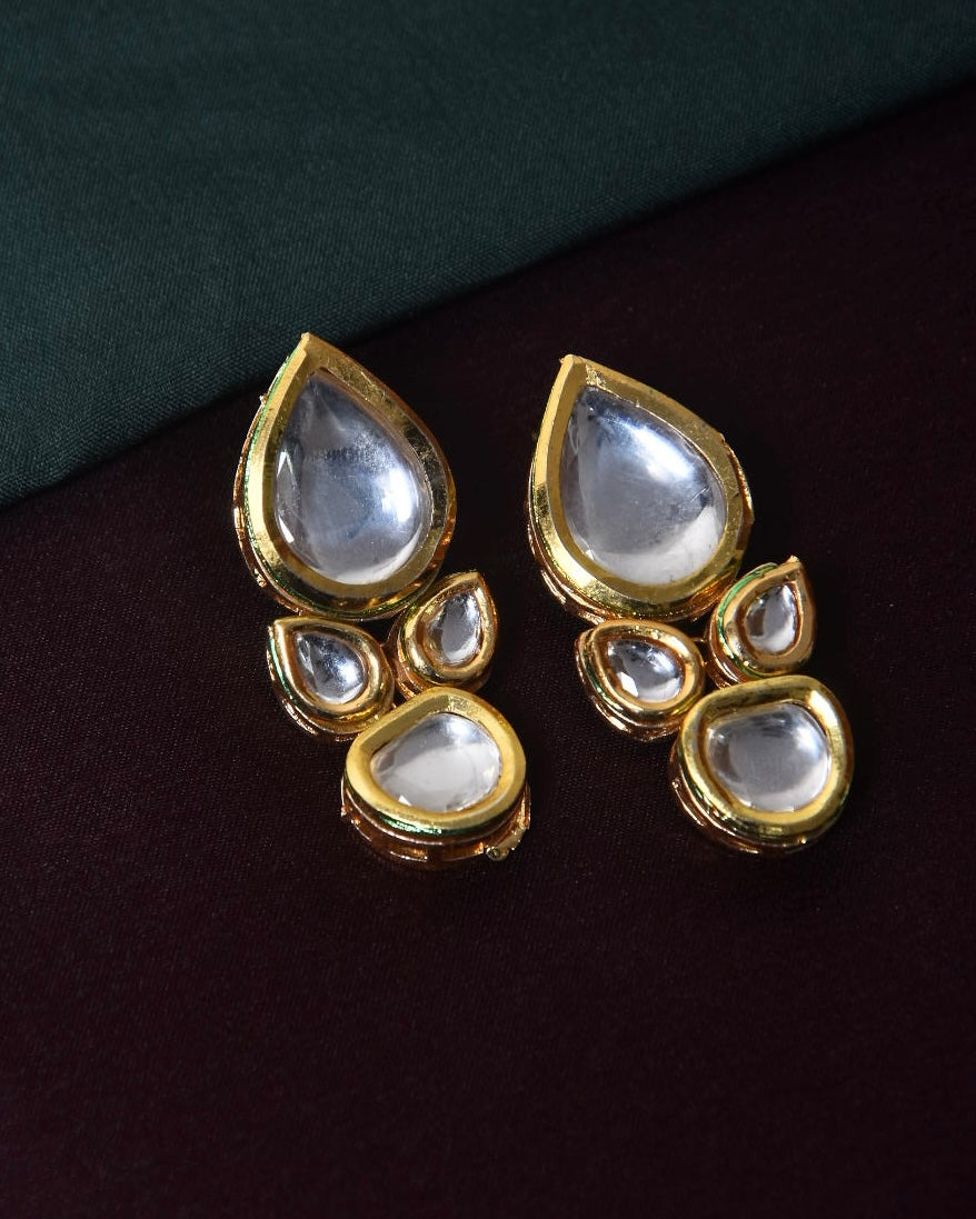 Kundan Necklace Set With Earrings