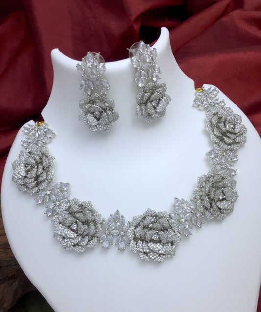 Sparsh Silver Plated Flower Design Neckalce with Earrings
