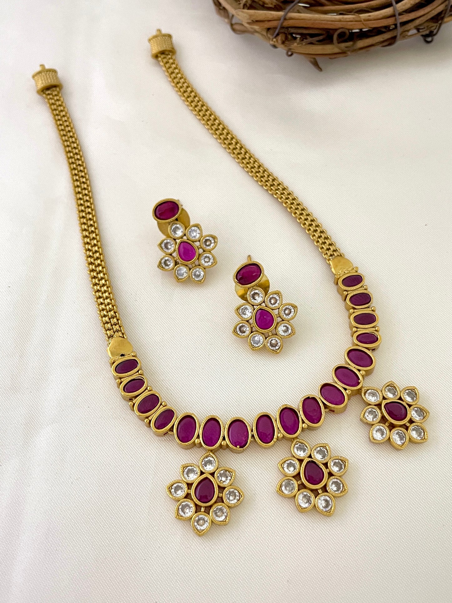 Sparsh Kemp Single Stones Necklace with Earrings Ruby