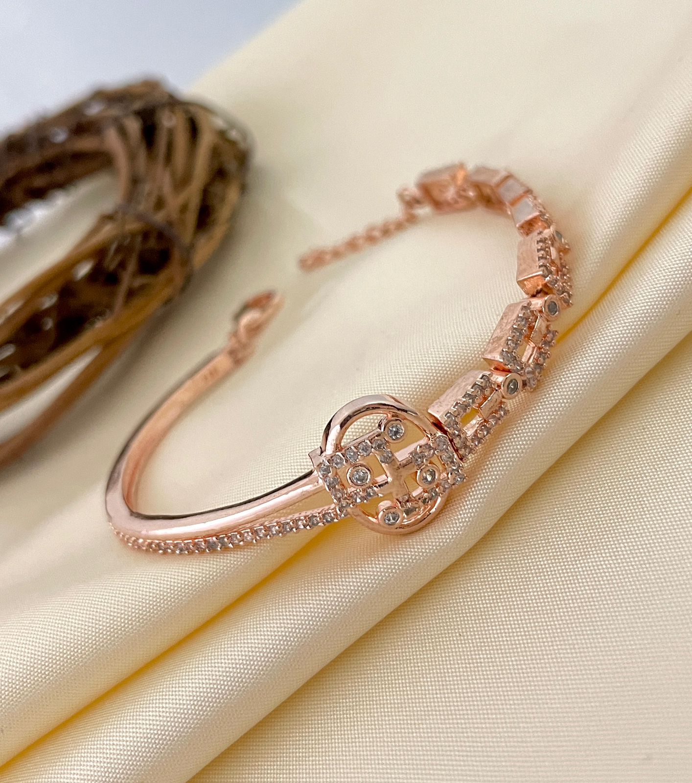 Sparsh American Daimond Flexible Bracelet for Women Rose Gold